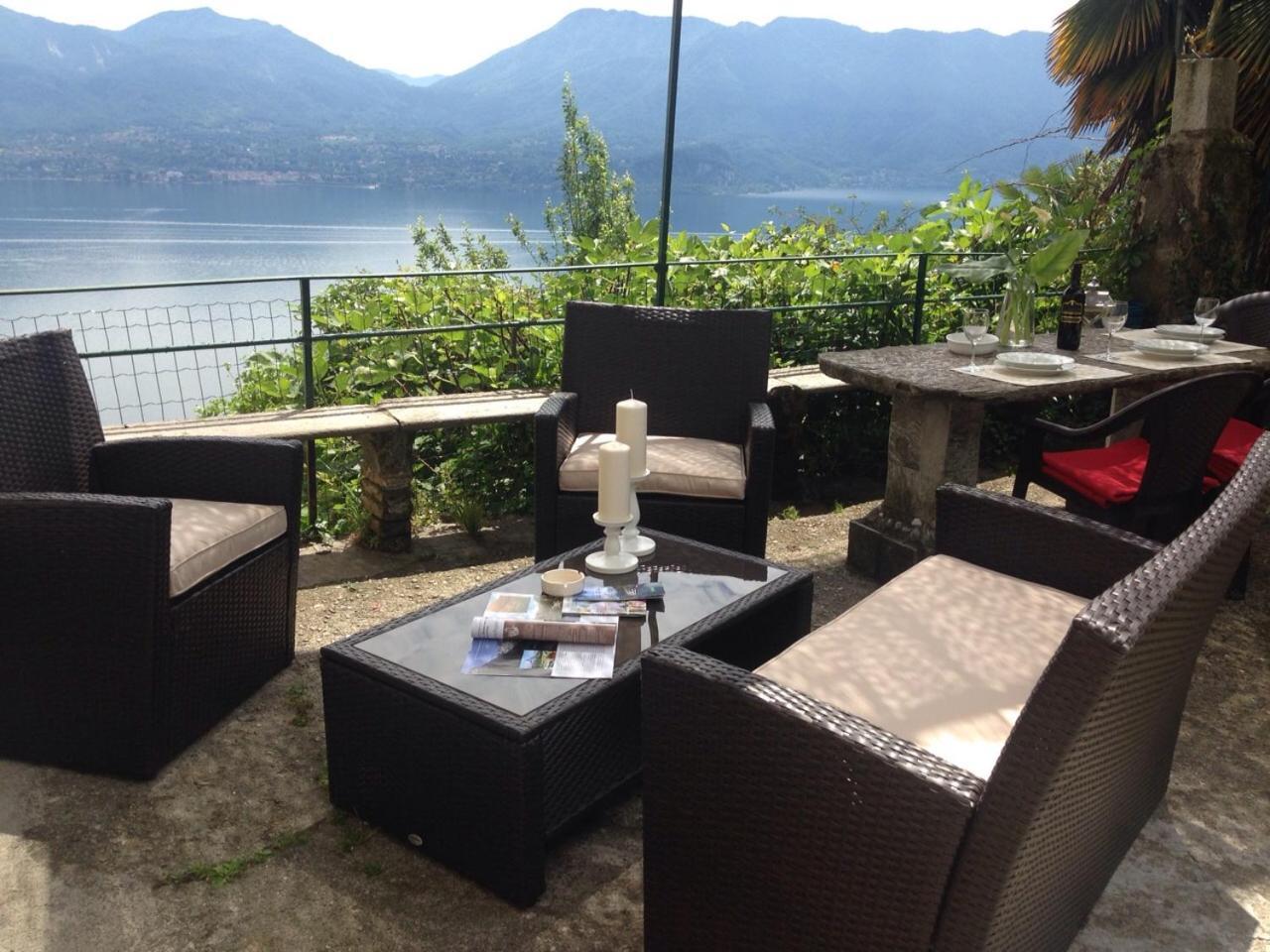 Residenza Le Camelie Apartment ออกเจบบิโอ ภายนอก รูปภาพ