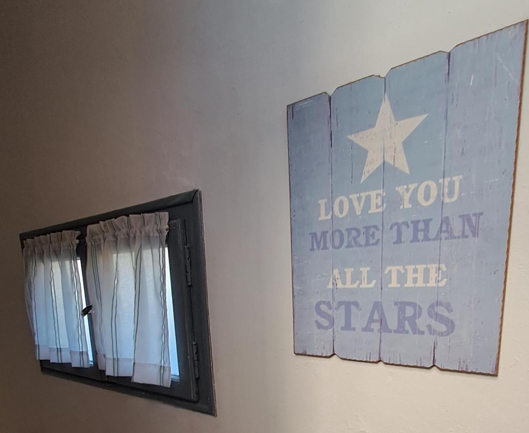 Residenza Le Camelie Apartment ออกเจบบิโอ ภายนอก รูปภาพ