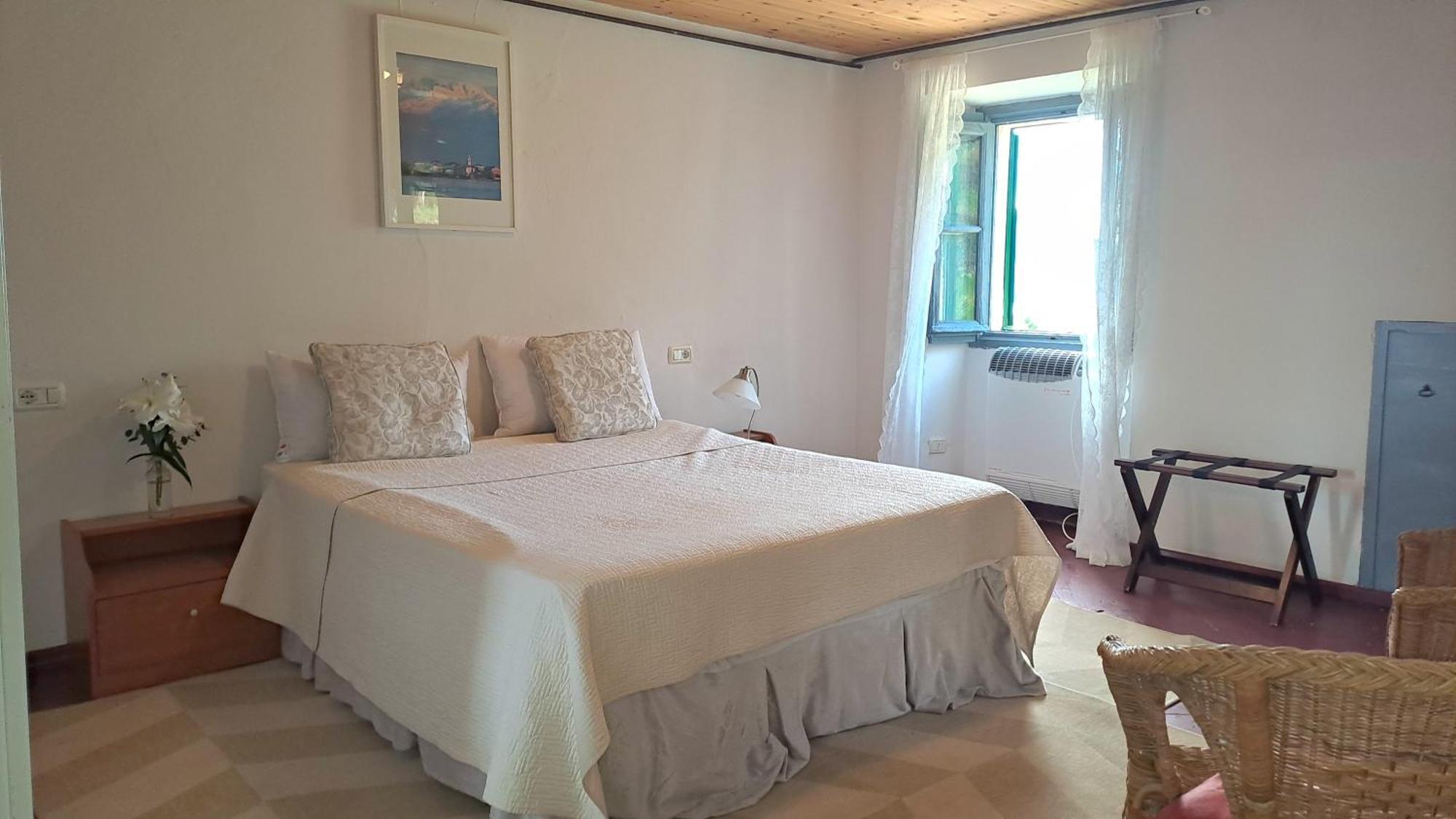Residenza Le Camelie Apartment ออกเจบบิโอ ภายนอก รูปภาพ